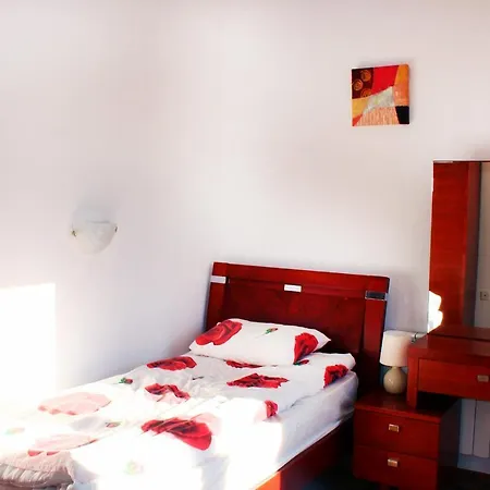 Apartment Top